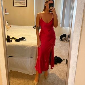 Never been worn midi dress NWT